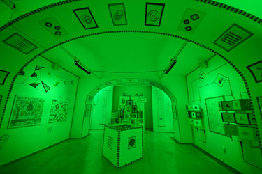 BILDWERK, LWZ,
                  Markus Harthum, Woeishi Lean and Robert Hammerl: Ring
                  Ging Bling