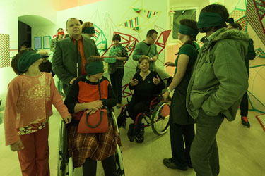 Claudia Reh: Obiskovalci / Visitors