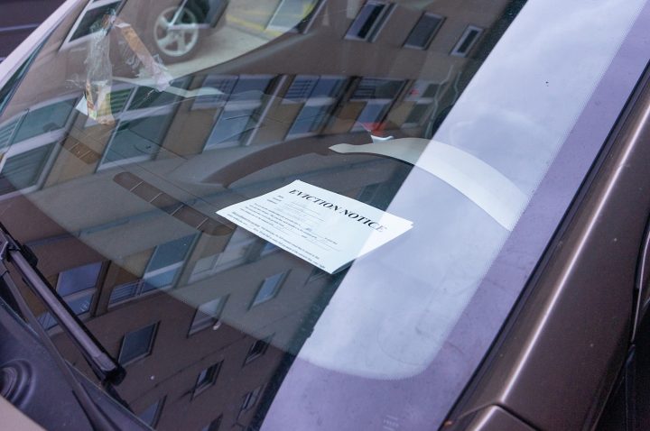 KVADRATNI METER: Izselitveni nalog