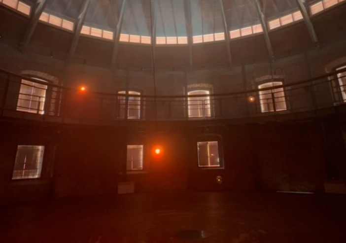 Tilen Sepič: Svetlobni oscilator / Light Oscilator